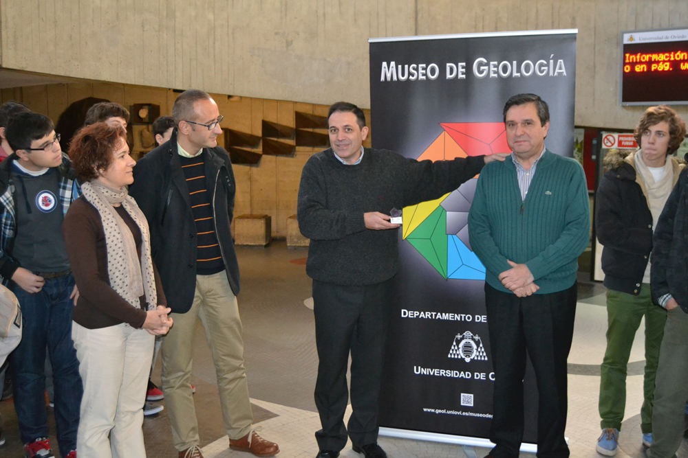 Visitante 40.000 en el Museo de Geología Visitante 40.000 en el Museo de Geología
