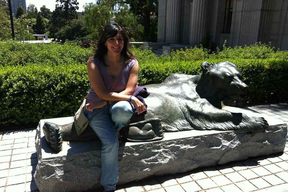 La profesora Olga G. Moreno en la Universidad de Berkeley